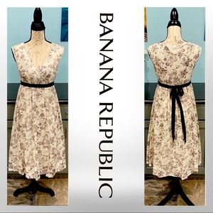Banana Republic | Floral Tea Dress| Silk Blend Lined | Size 2 | NWT